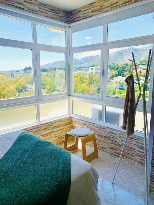 Alterhome Luminoso Estudio Con Piscina Y Maravillosas Vistas Torremolinos Bagian luar foto