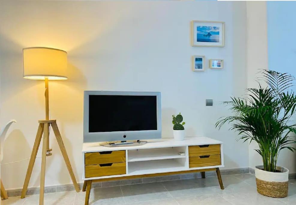 Alterhome Luminoso Estudio Con Piscina Y Maravillosas Vistas Torremolinos Bagian luar foto