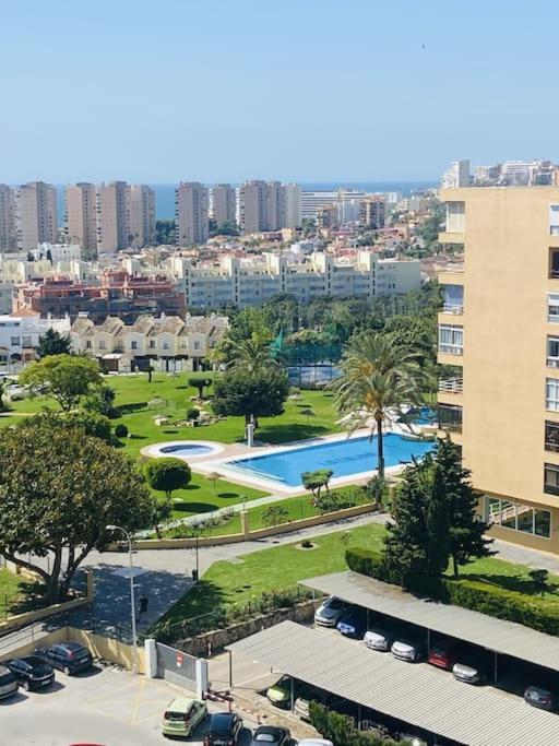 Alterhome Luminoso Estudio Con Piscina Y Maravillosas Vistas Torremolinos Bagian luar foto